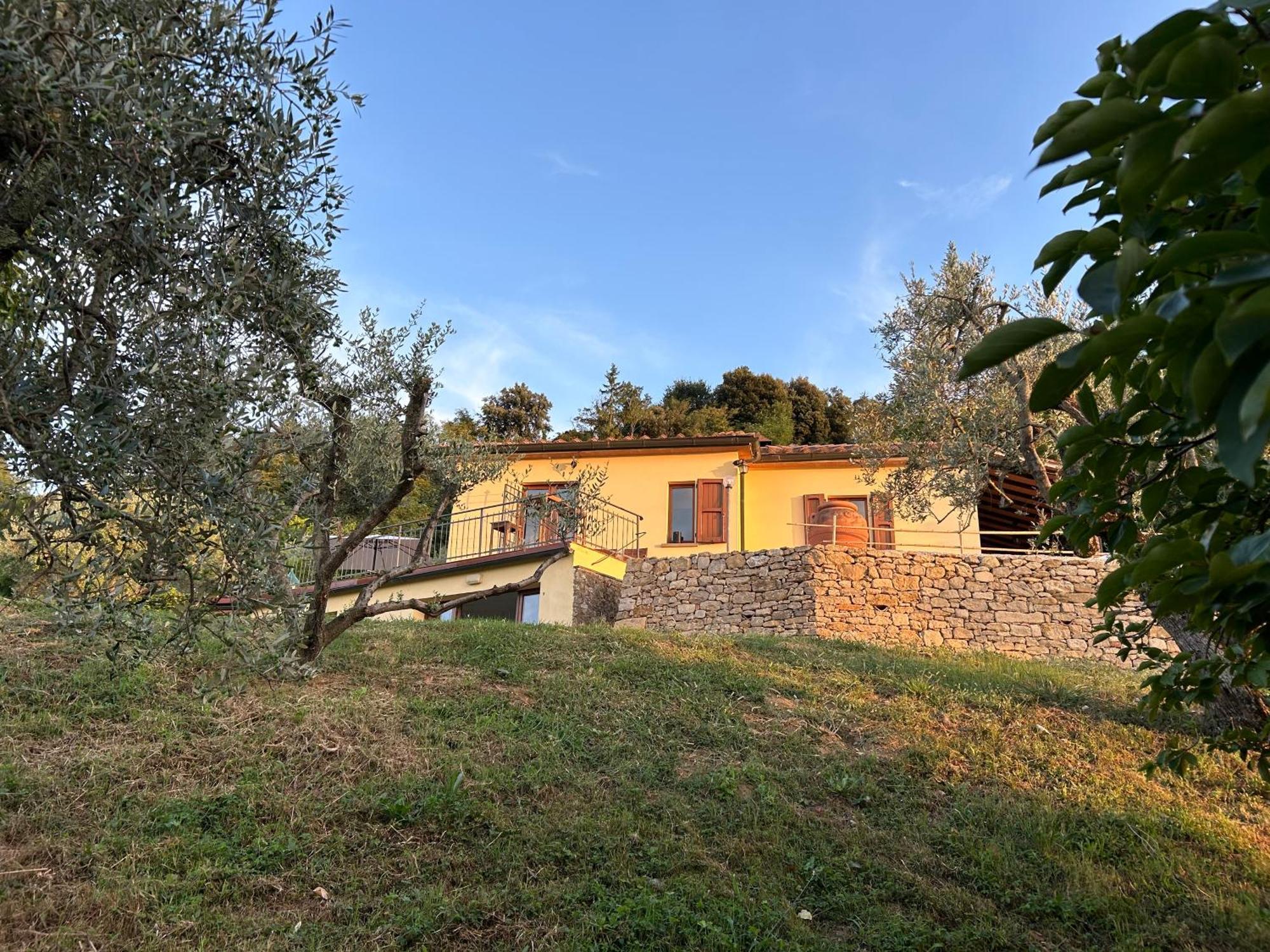 Casa Di Coraggio Villa โวลแตร์รา ภายนอก รูปภาพ